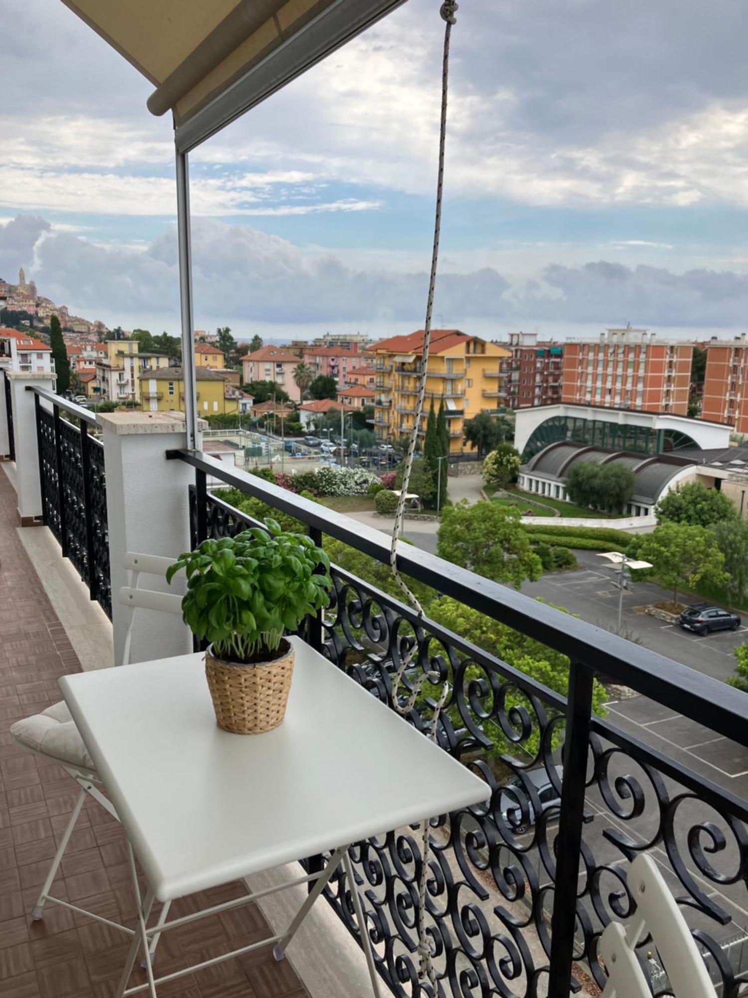 Apartamento Aria Luce Mare San Bartolomeo Al Mare Exterior foto